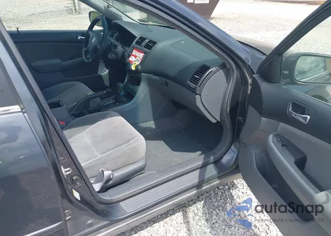 2005 Honda Accord 2.4 Lx z USA, uszkodzony, nr VIN 1HGCM56425A090389